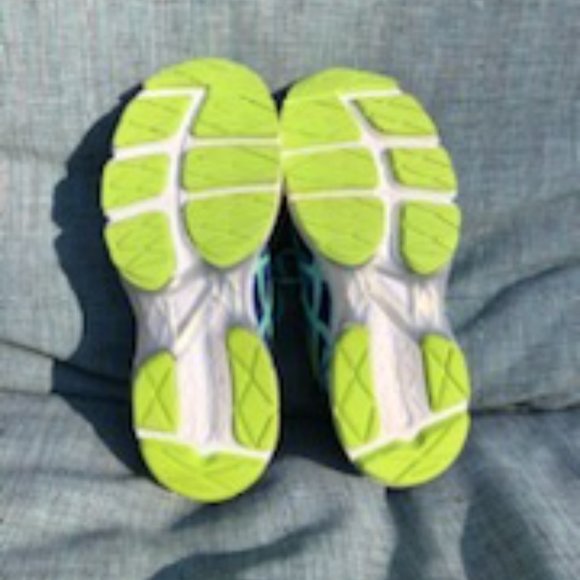 Women's blue Asic's Gel Exalt 3 running shoes, size 7 1/2 - Picture 2 of 7